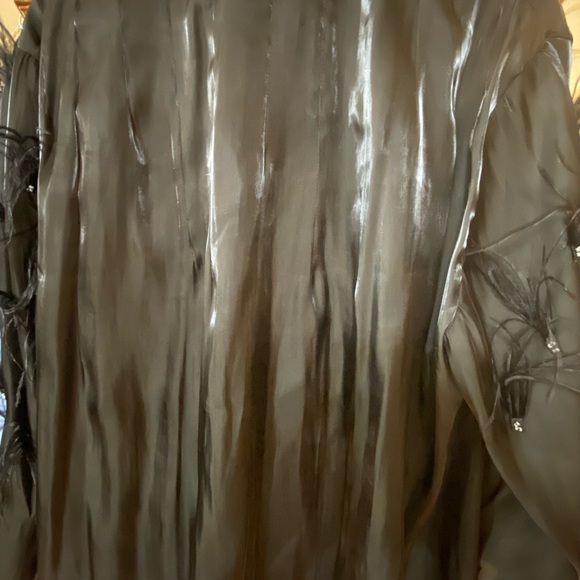 Blouse silk silver  gray color very stylish long - Picture 2 of 4